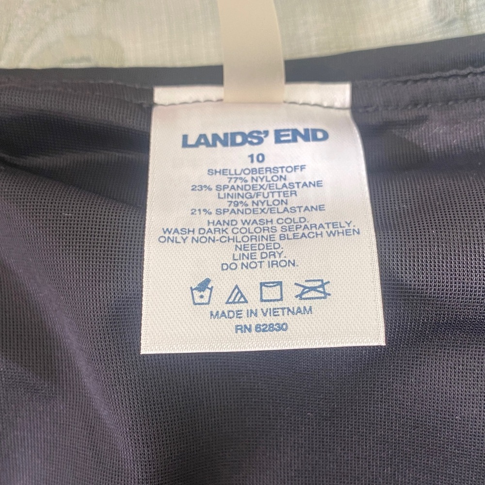 Lands' End Women's Black Swim Skirt - Picture 4 of 6